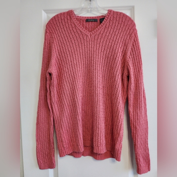 Liz Claiborne Coral V-Neck Sweater - Picture 1 of 8